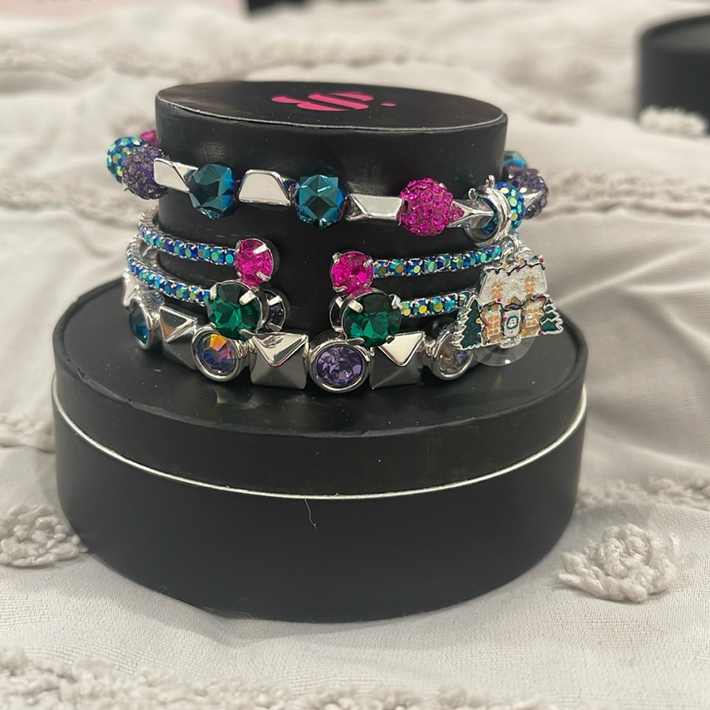 2023 Bomb Party Holiday Stack